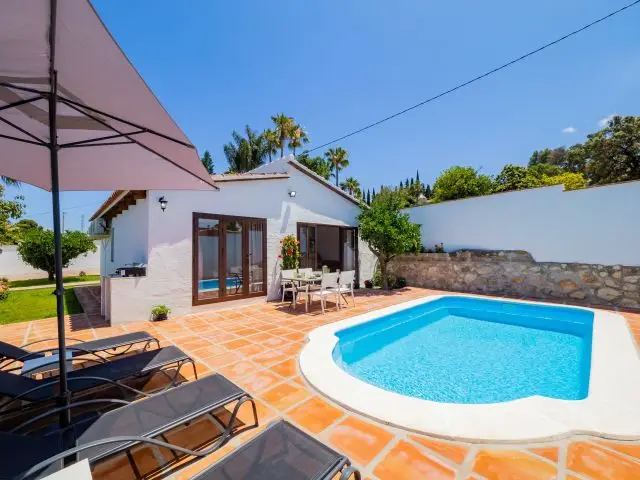 Casa Villa 2 Dormitorios Alquiler Málaga España