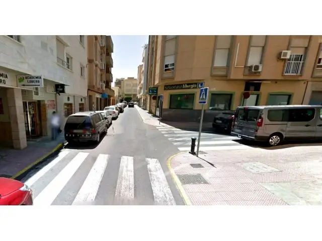Local Comercial en Alquiler El Ejido Centro 200m2