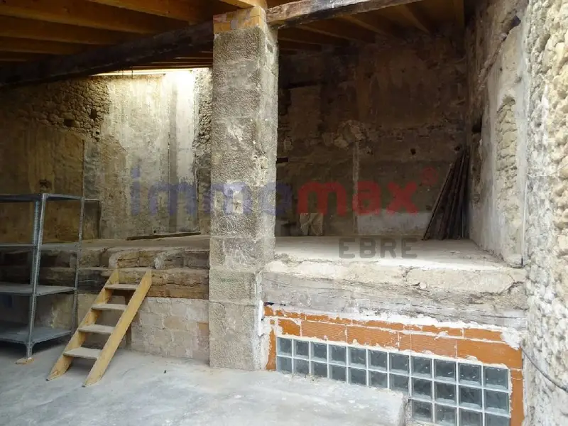 Venta Piso en Arnes Atico 139m2 a Reformar