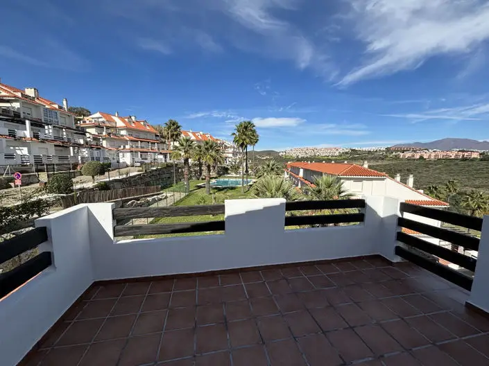 Atico Duplex 3 Dormitorios La Duquesa Vistalmar Sur