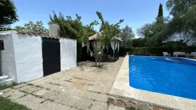 Chalet en venta en La Yedra