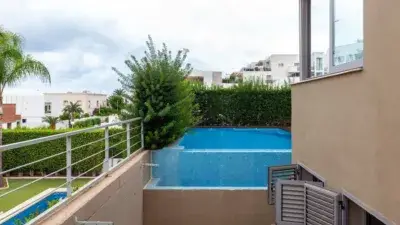 Chalet en Marina de la Torre con Vistas al Mar