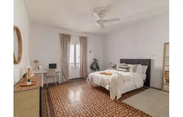 Habitacion 95m2 en Barcelona Piso Amueblado
