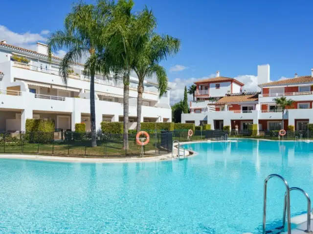Casa Villa 2 Dormitorios Alquiler Estepona