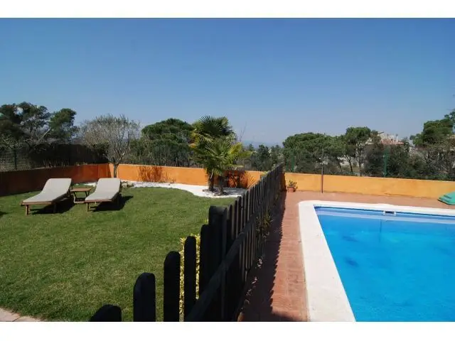 Chalet con Piscina Privada en Mas Reixach Barcelona