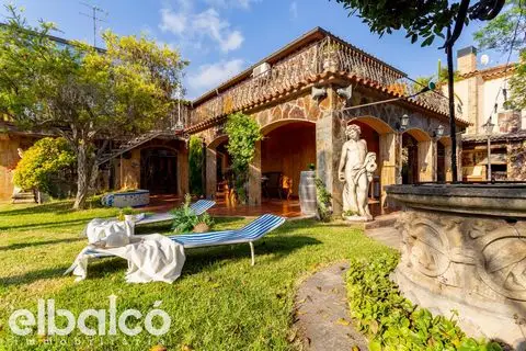 Casa Villa 8 Dormitorios Torredembarra