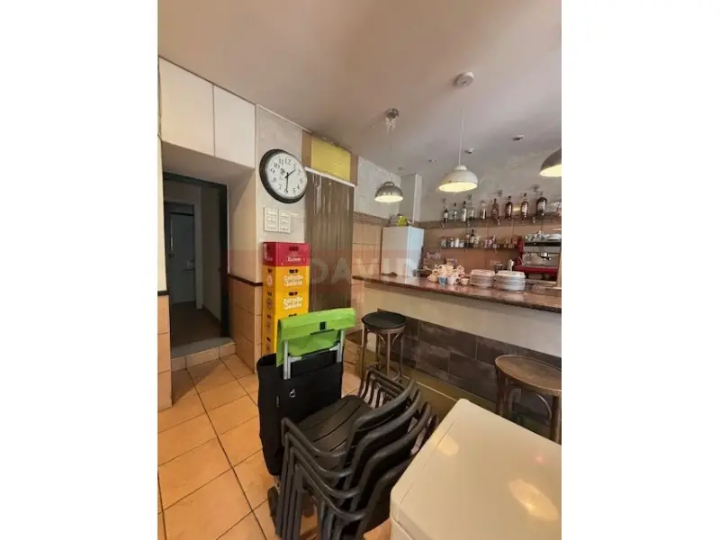 Venta Local Comercial Sant Marti Sarroca Alta Rentabilidad