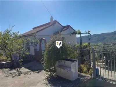 Cortijo con Piscina y Vistas Panorámicas en Jaén