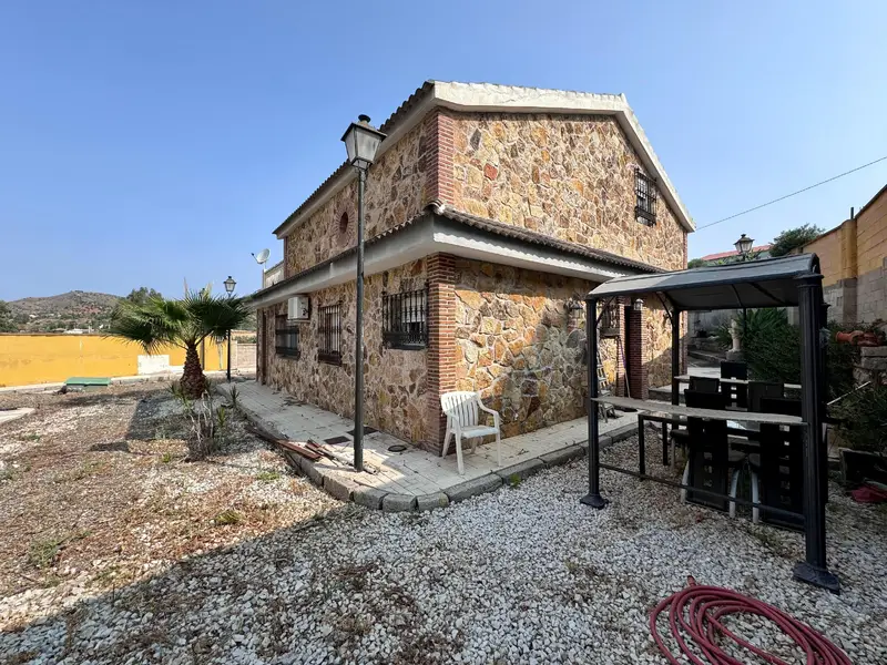 Finca Rustica con Piscina Ideal para Hipica Cerca Parque Tecnologico