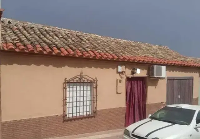 Casa en Venta Calle Cllos Molinos Quero Toledo