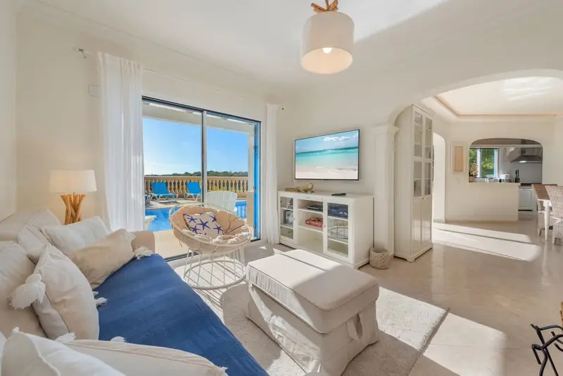 Chalet en Cala Pi Mallorca con Vistas al Mar y Licencia Turistica