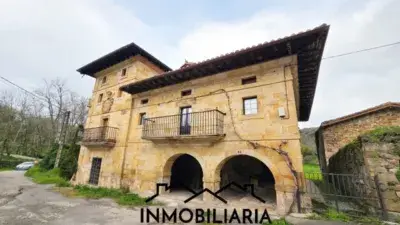 Chalet Se
orial en Venta 4 Dormitorios 4 Ba
os