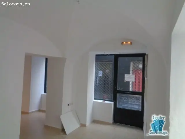 Local Comercial en Cáceres Zona Pintores Plaza Mayor 85m2