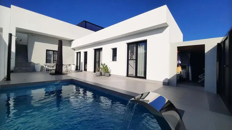 Casa en Venta Roldan 3 Dormitorios 2 Baños Piscina Privada