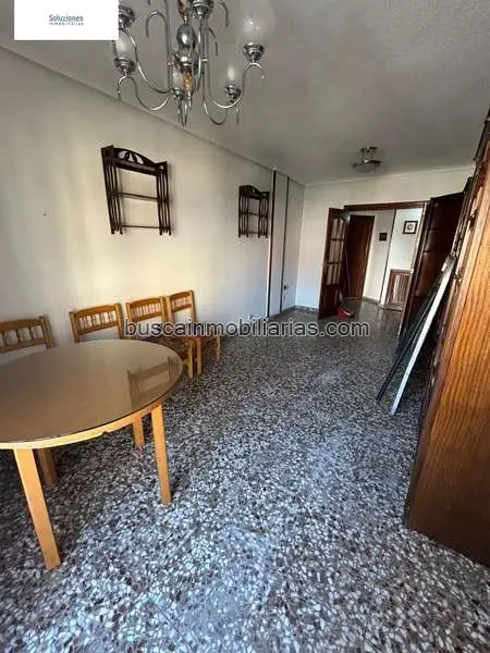 Piso en Venta en Albacete Barrio del Pilar 4 Dormitorios Garaje