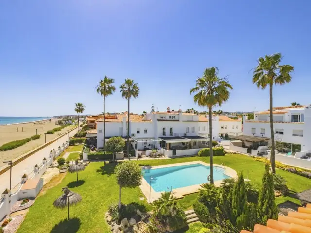 Casa Vacacional 5 Dormitorios Casares Playa Piscina Familia