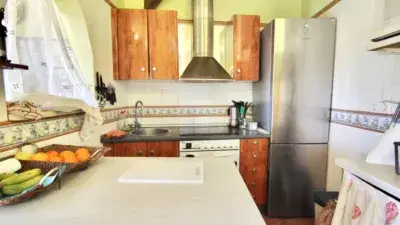 Casa Pareada en Venta Anero 3 Plantas Gran Parcela Terraza