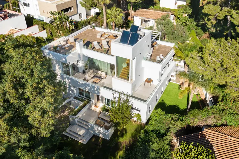 Villa Moderna 6 Dormitorios Nueva Andalucía