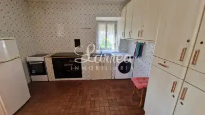 Caserio en Arantzazu con 900m2 de terreno y garaje