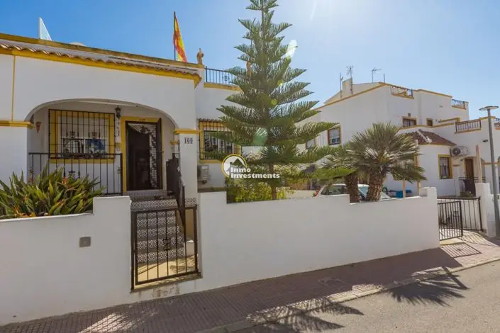 Villa en Venta La Marina 3 Dormitorios