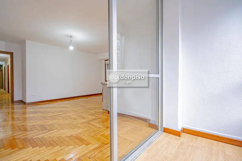 Apartamento Reformado en Venta: Amplio, Luminoso y Confortable