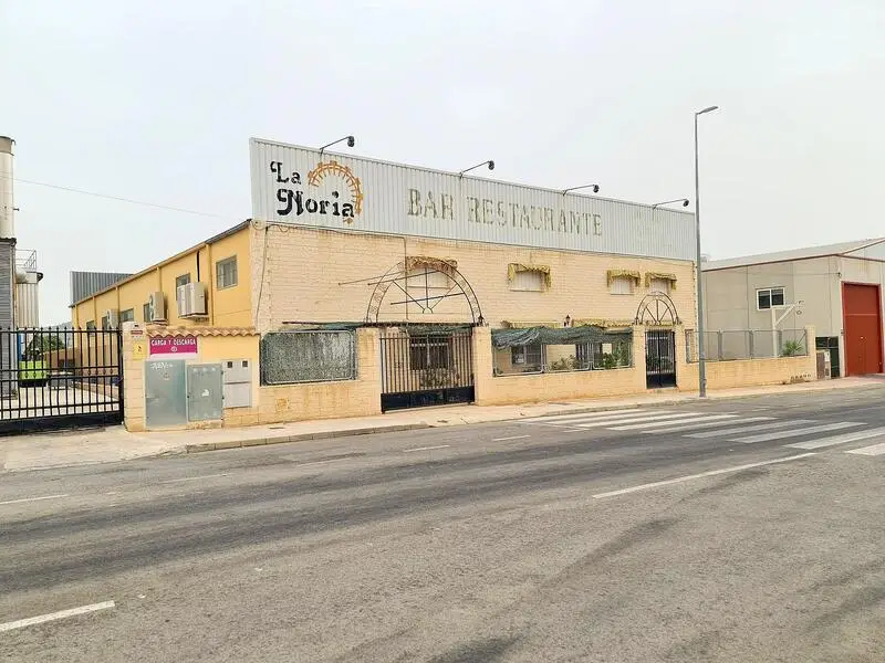 Restaurante con Salones para Eventos en Salinas Alicante