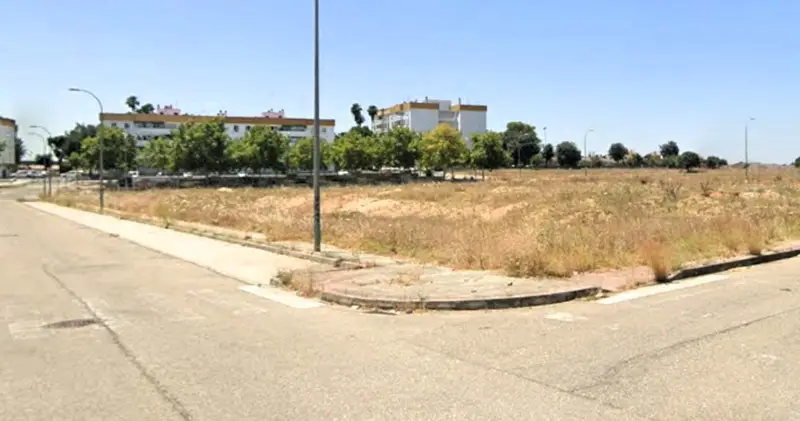 Venta Parcela Industrial Dos Hermanas 2223m2 Edificabilidad 3557m2