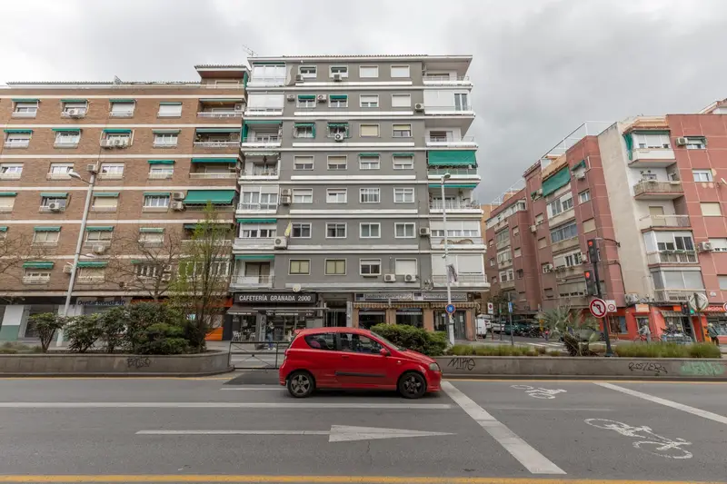 Venta Piso con calefacción en Alhamar Granada