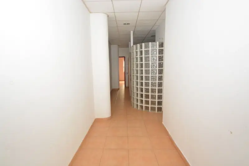 Venta Local Comercial Piera 93m2