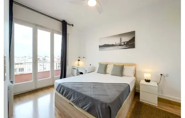 Habitaci
 60m
 L'Hospitalet de Llobregat