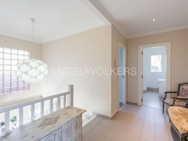 Casa en Bétera 8 Dormitorios 4 Baños Alquiler Engel Volkers