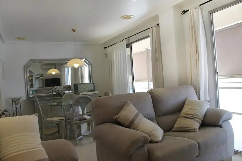 Apartamento 4 Dormitorios Primera Linea Playa Santa Pola
