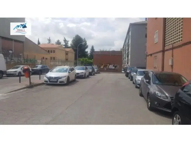 Venta Piso Terrassa 78m2 Sin Posesion