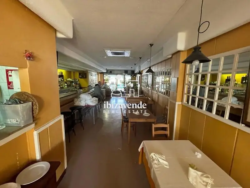 Restaurante en Playa d en Bossa Ibiza