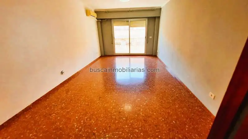 Piso en venta en Burjassot 105m2 4 habitaciones 2 baños