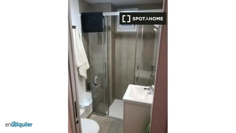 Estudio Amueblado Sevilla - Ideal para una Persona