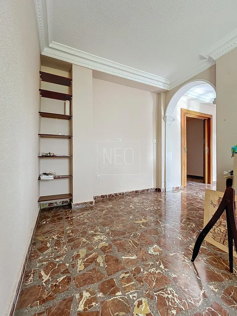 Venta Piso con Terraza en Realejo Granada 140m2 3 Dormitorios 2 Baños