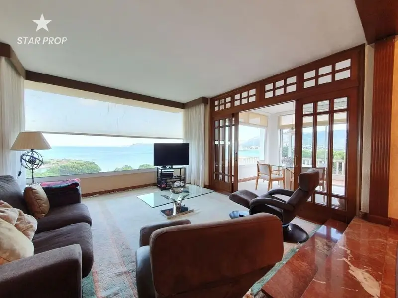 Casa en Venta Llança con Terraza y Vistas al Mar