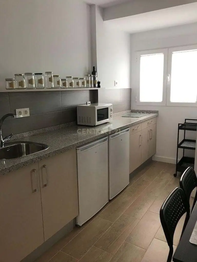 Alquiler piso estudiantes La Chana Granada 3 habitaciones reformado