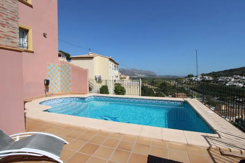 Villa en Orba con Vistas 5 Dormitorios Piscina y Garaje