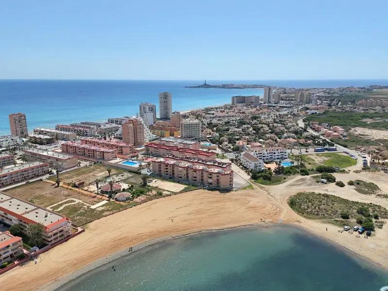 Piso en venta en La Manga del Mar Menor, Murcia