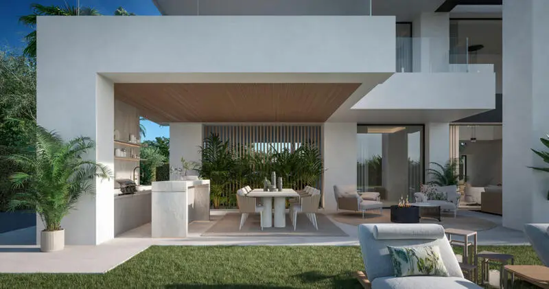 Villa Lujo 5 Dormitorios Bel Air Estepona Piscina Vistas Mar