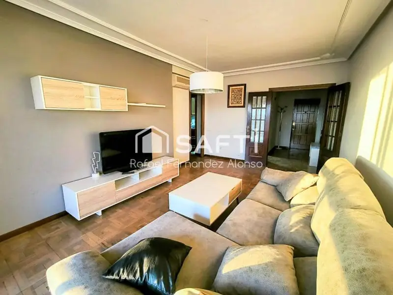 Apartamento en venta en León ciudad, 89m², 3 habitaciones, terraza, vistas despejadas