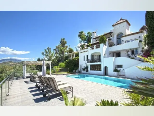 Casa Villa 5 Dormitorios Aloha Golf Vistas Panoramicas