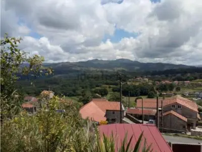 Casa de Pueblo para Reformar con Vistas Impresionantes