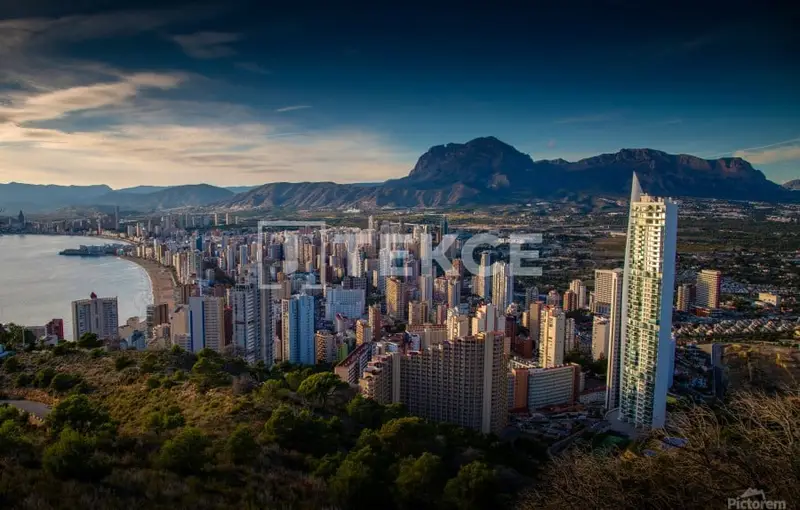 Apartamentos de Lujo en Benidorm Frente a la Playa