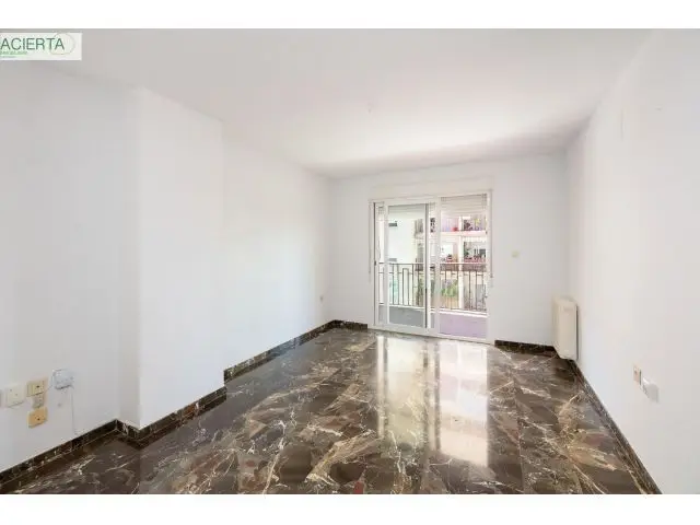 Piso en Venta en Villarejo Granada 4 Dormitorios 130m2