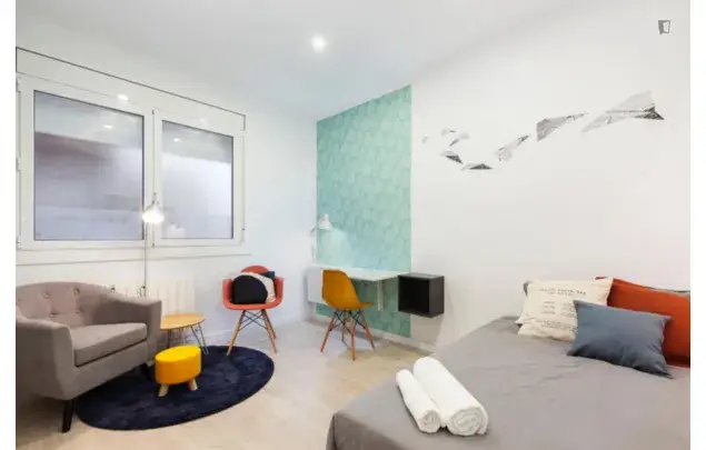 Alquiler Apartamento 3 Dormitorios Barcelona Estudiantes Profesionales