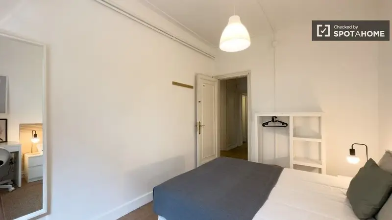 Apartamento 6 Dormitorios 2 Baños Barcelona Alquiler Spotahome