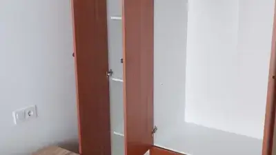 Piso en alquiler en Calle de Álvaro Cunqueiro, 25